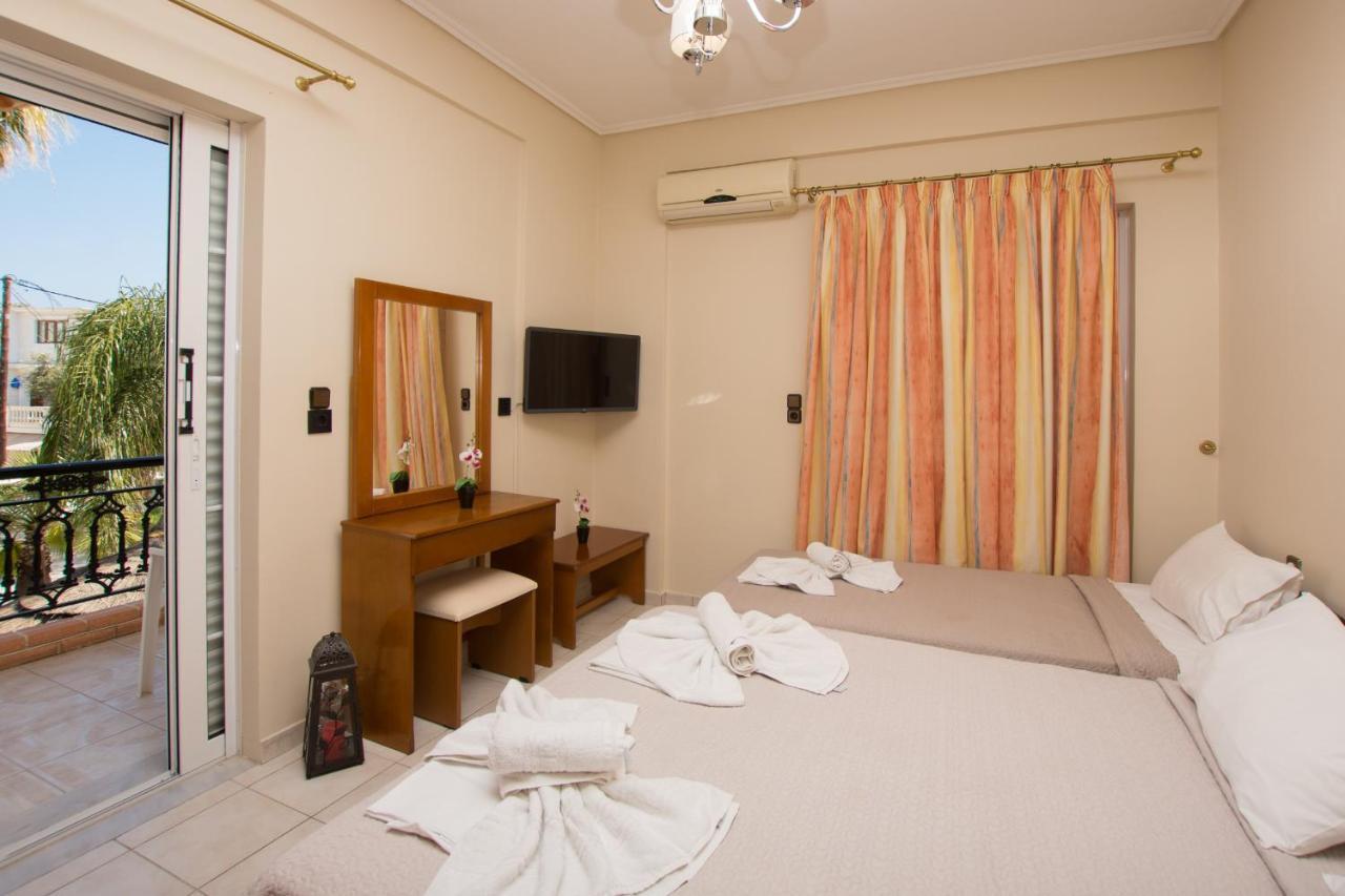 Paradise Bar Apartments Планос Екстер'єр фото