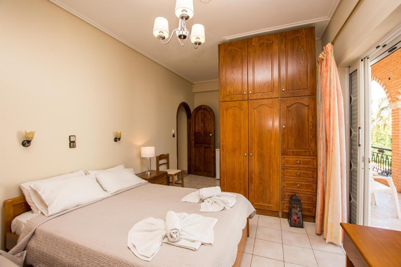 Paradise Bar Apartments Планос Екстер'єр фото