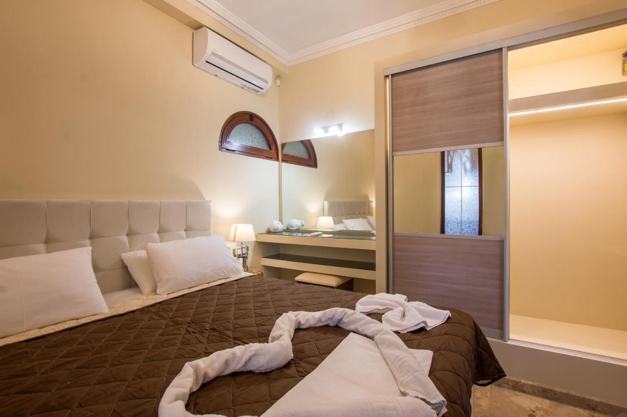 Paradise Bar Apartments Планос Екстер'єр фото